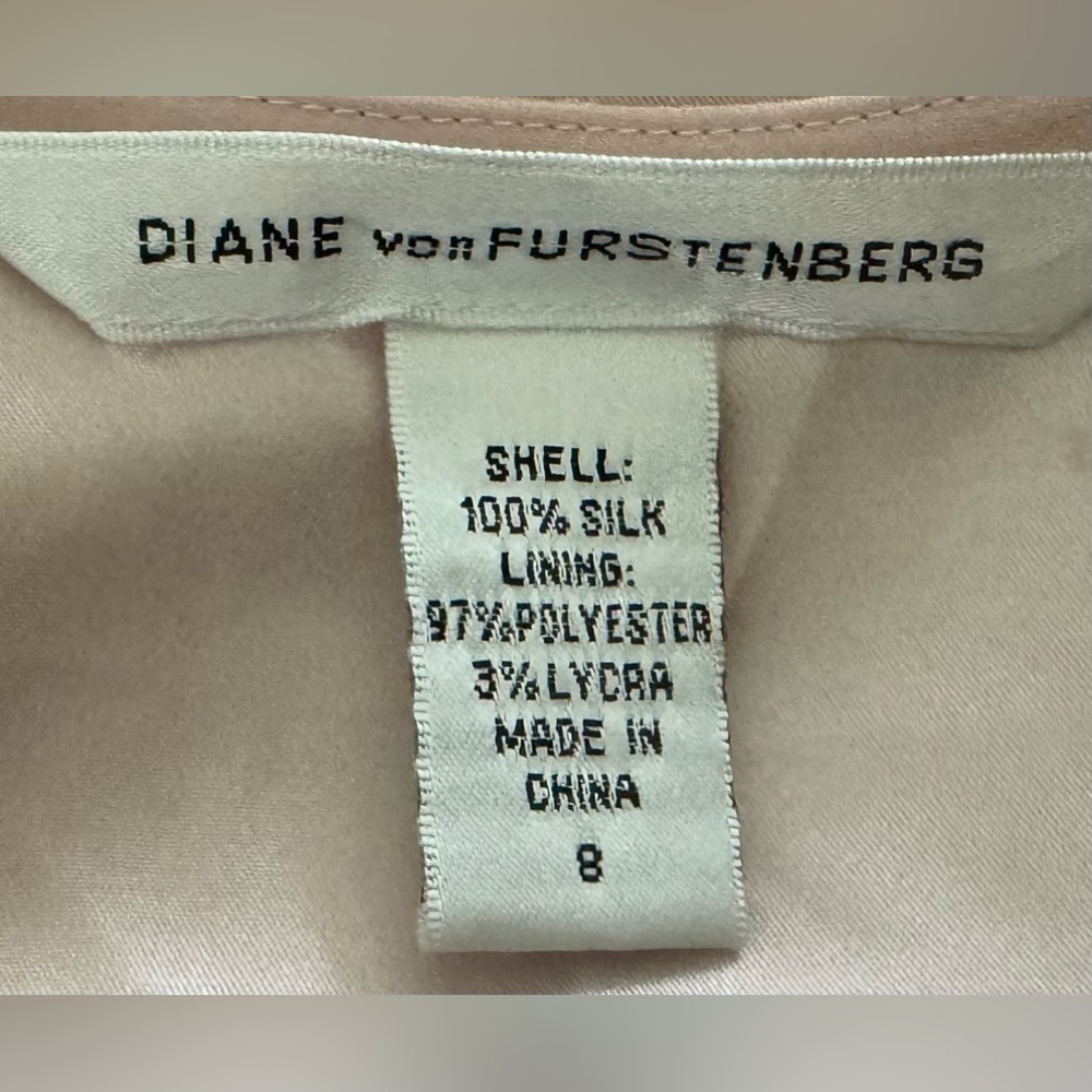 Diane von Furstenberg Silk V-Neck Tank Top * Pink - Picture 5 of 5